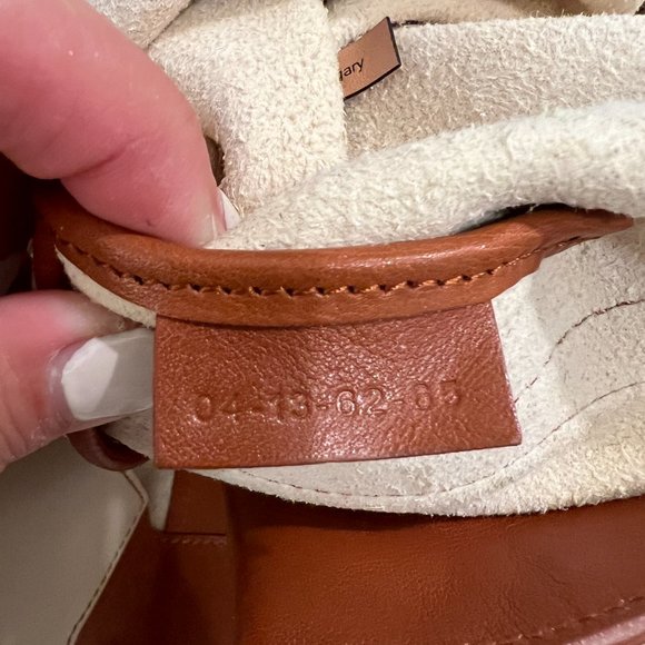 Chloe Alison Leather East-West Tote | Ivory and Saddle Color - Picture 3 of 4